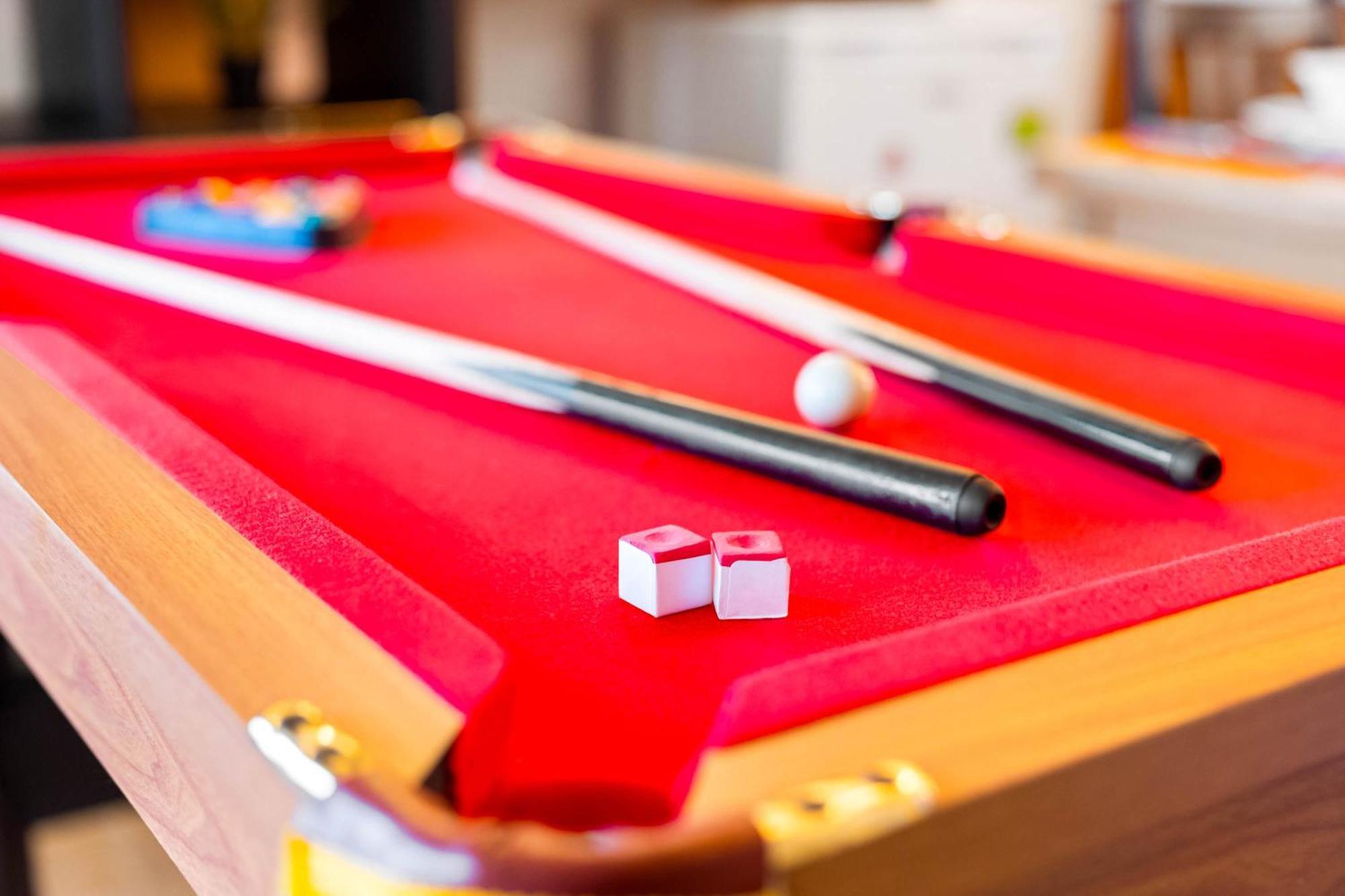 Central Flat Pool Table Balcony Шеффілд Екстер'єр фото